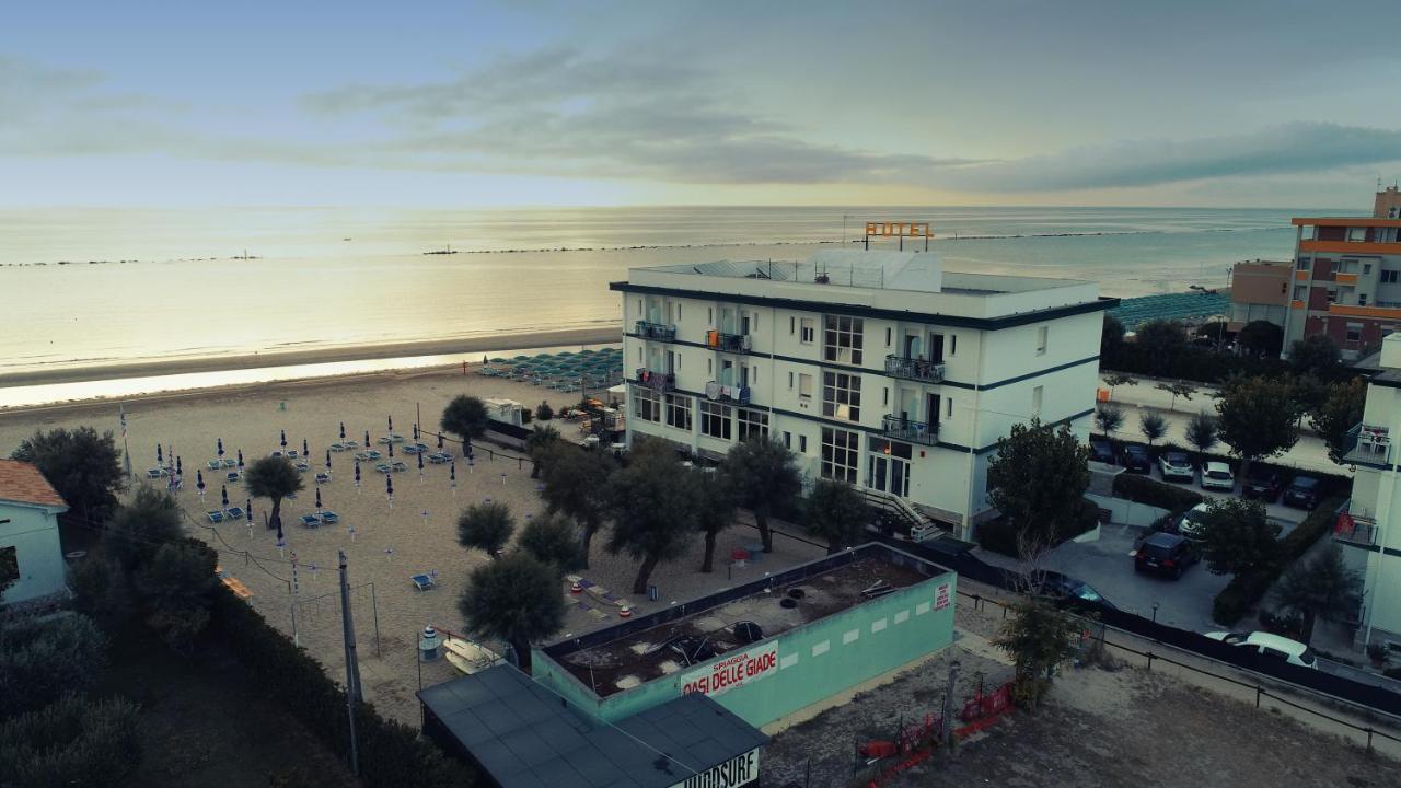 Hotel Internazionale Маротта Экстерьер фото